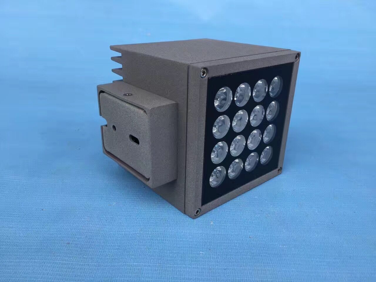 led固定脚投光灯